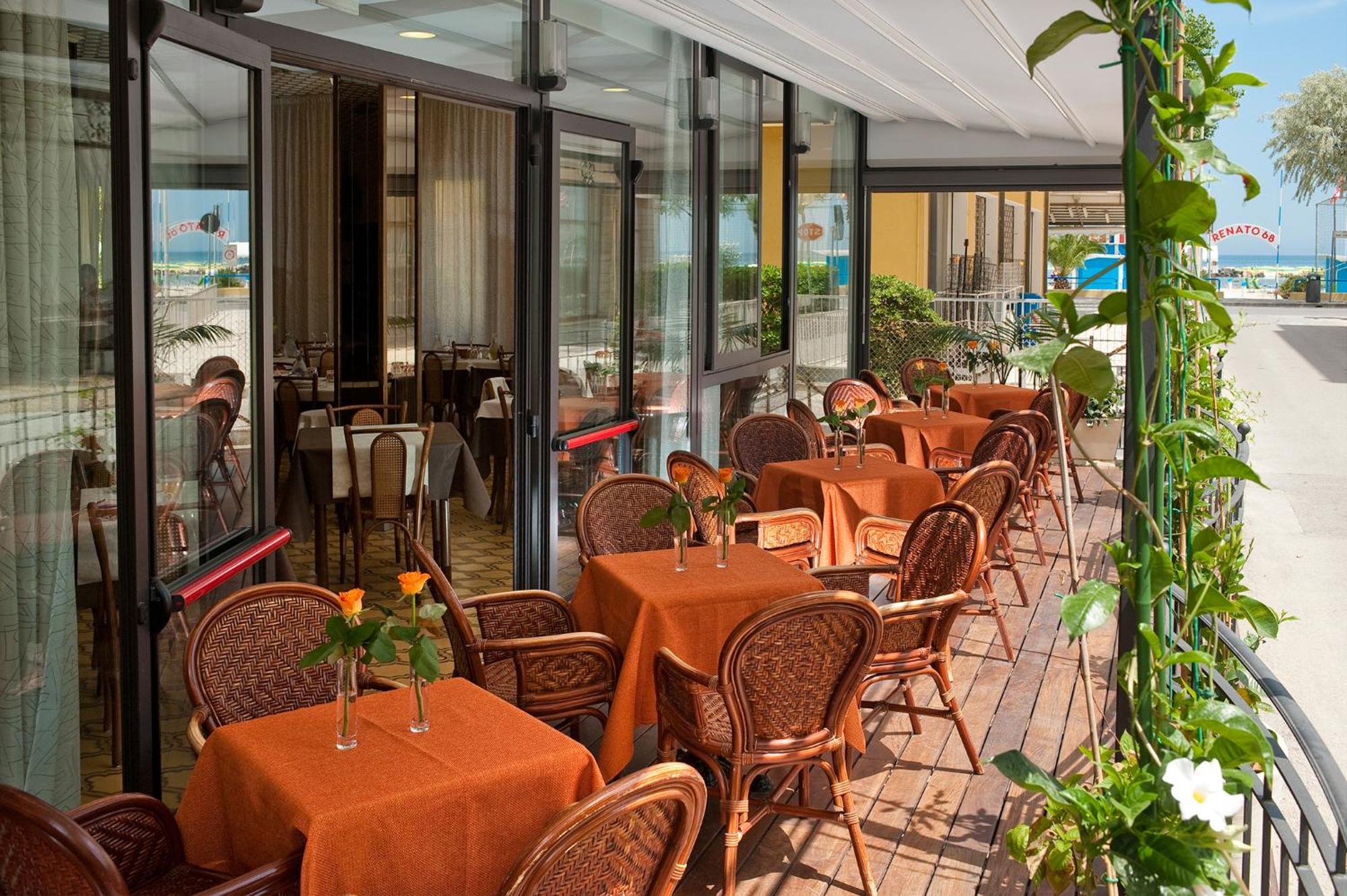 רימיני Hotel Gabriella מראה חיצוני תמונה