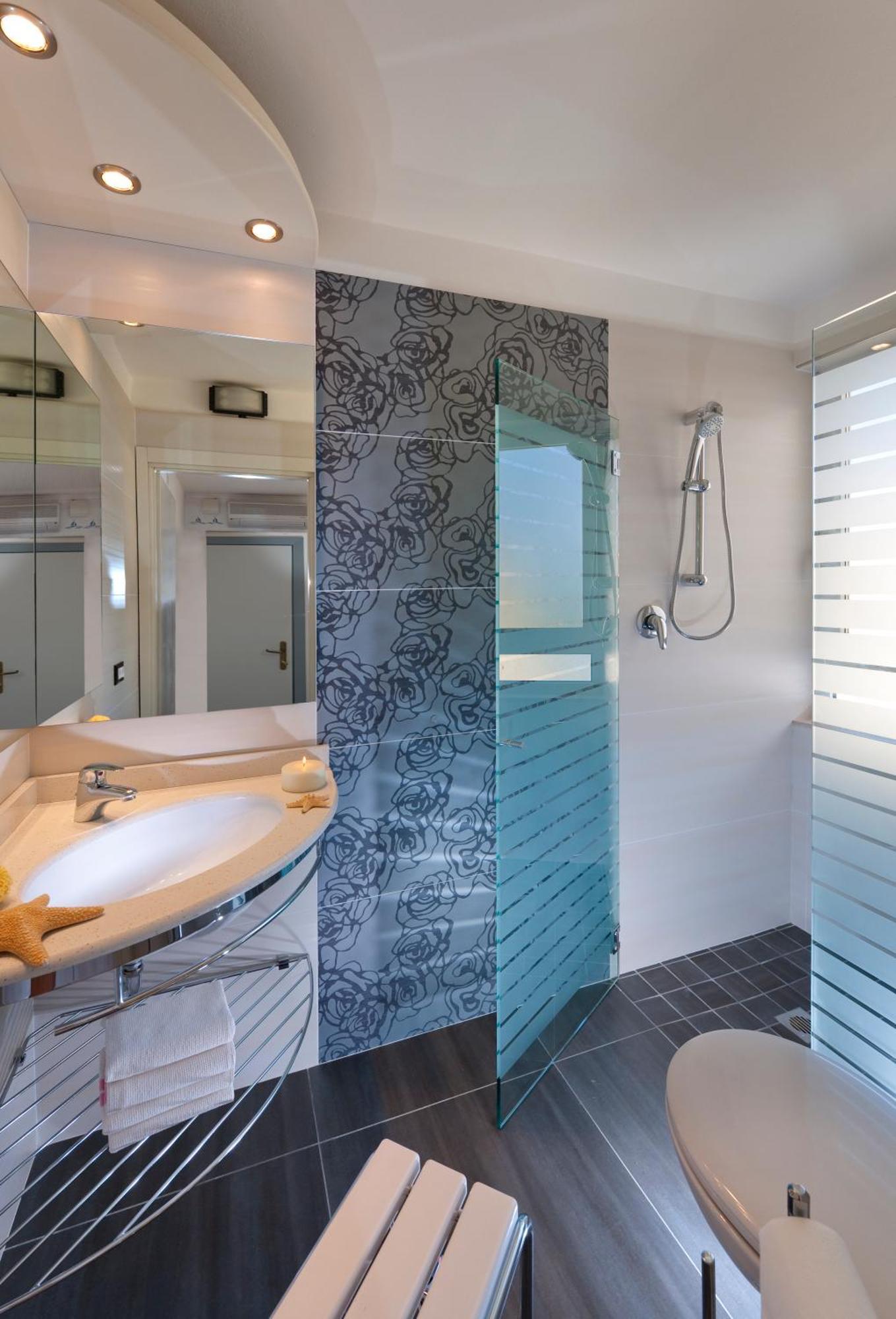 רימיני Hotel Gabriella מראה חיצוני תמונה